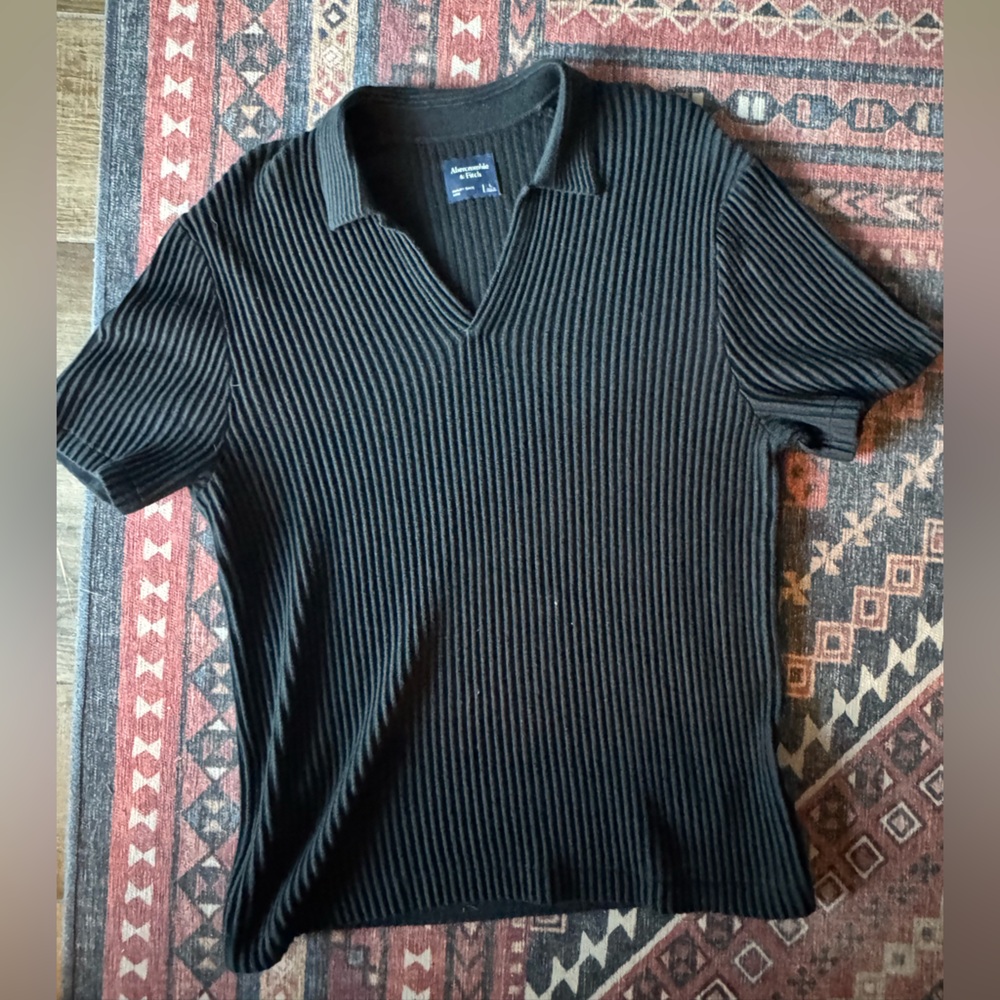 Abercrombie & Fitch Black Ribbed Knit sweater polo